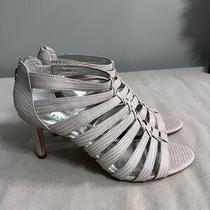 ✨👠 Alfani Strappy Heeled Sandals Nude Beige Textured • Cage Style • Size 9M 💃🔥